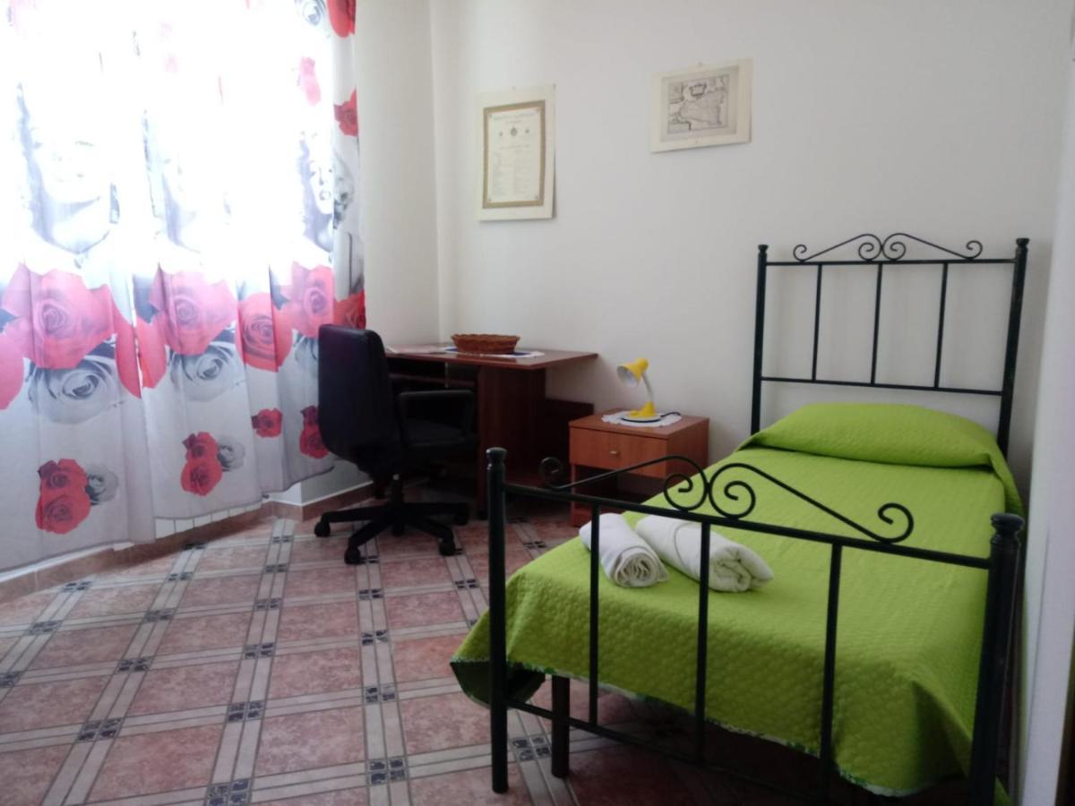 Casa Claudia Hotel Palermo Luaran gambar