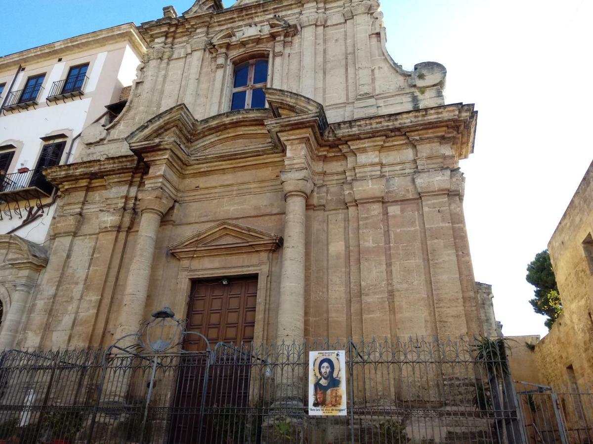 Casa Claudia Hotel Palermo Luaran gambar